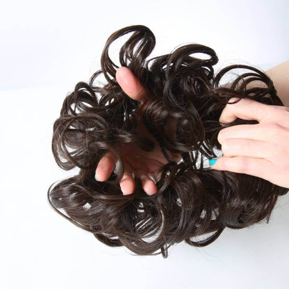 Curly Hair Messy Bun Scrunchie | Effortless Curly Updo - By Laura Mayers