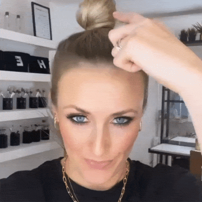 Super easy clip-in mum bun how to use video
