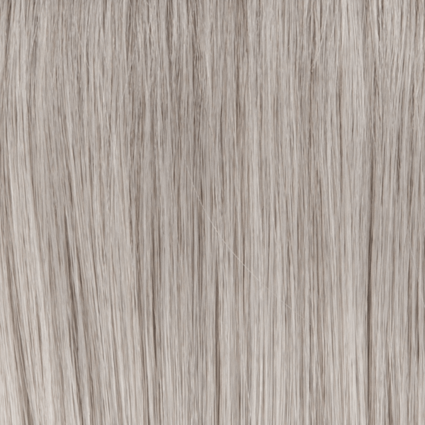 Hailey Wig by Kim Kimble - By Laura Mayers